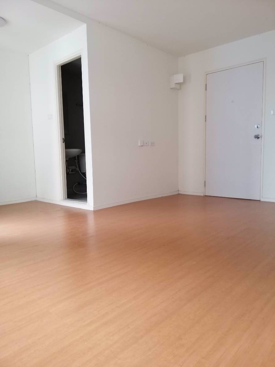 ขายด่วน-คอนโดลุมพินีทาวน์ชิป-รังสิต-คลอง-1-อาคาร-b6-ชั้น-5-ขนาด-2150-ตารางเมตร ราคา-750000-บาท