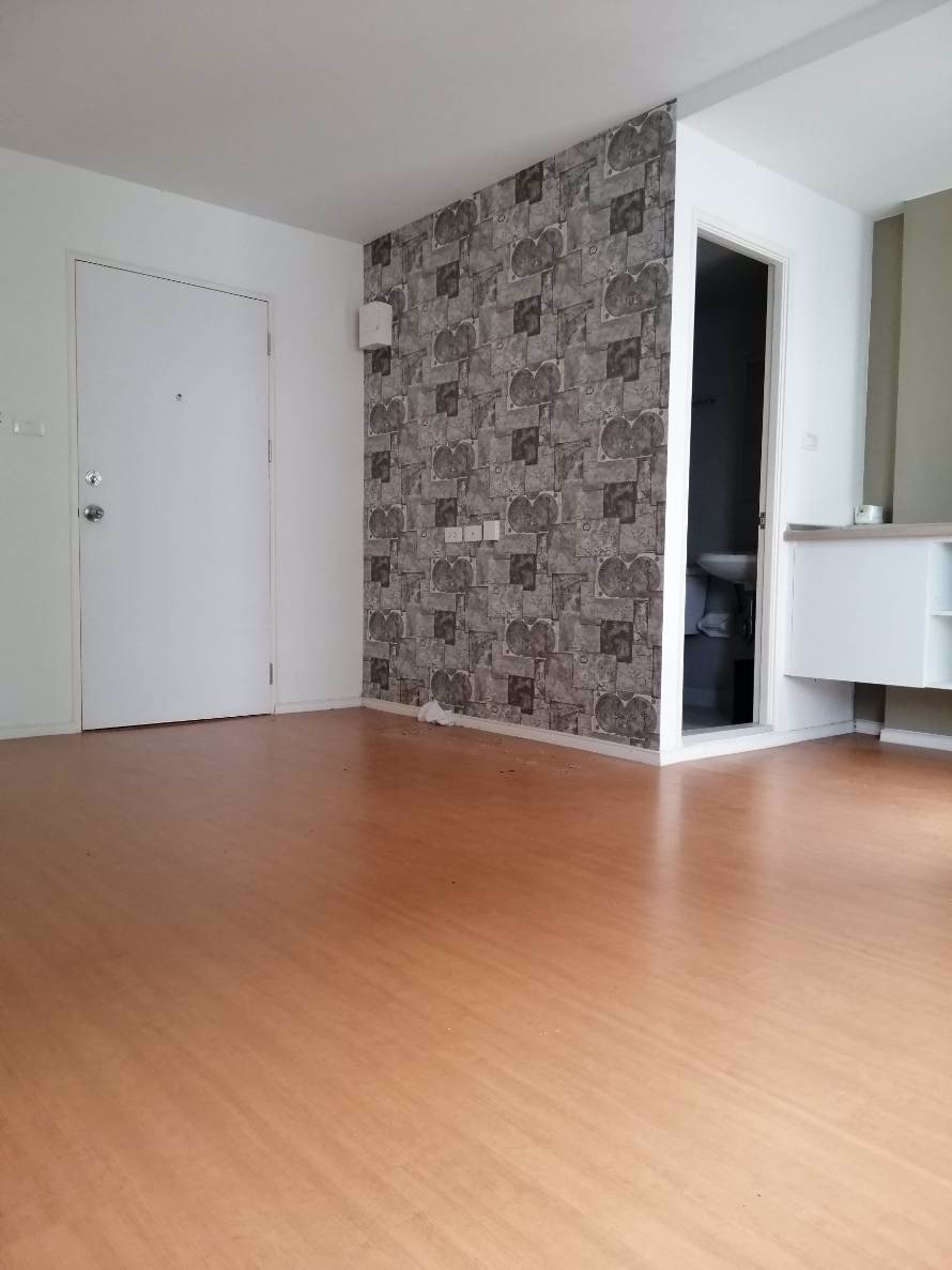 ขายด่วน-คอนโดลุมพินีทาวน์ชิป-รังสิต-คลอง-1-อาคาร-b6-ชั้น-5-ขนาด-2150-ตารางเมตร ราคา-750000-บาท