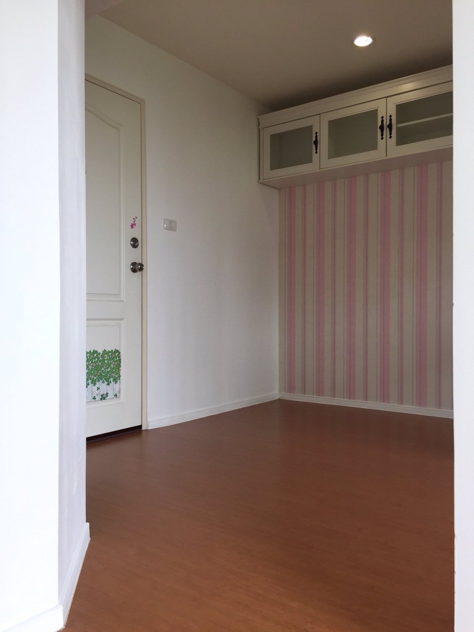 ขายด่วน-ลุมพินีคอนโดทาวน์-นิด้า-เสรีไทย-เฟส2-ตึก-b-ชั้น-7-ขนาดห้อง-23-ตารางเมตร-ราคา-115-ล้านบาท