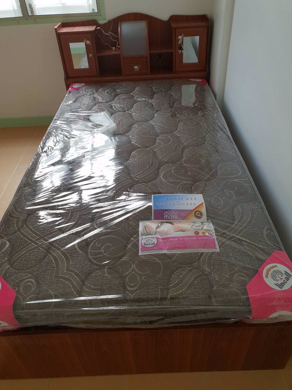 ด่วนให้เช่า-ทาวน์เฮาส์-2-ชั้น-หมู่บ้านฟ้าลากูน-คลอง2-เนื้อที่-18-ตารางวา-ราคาเพียงเดือน-8000-บาท