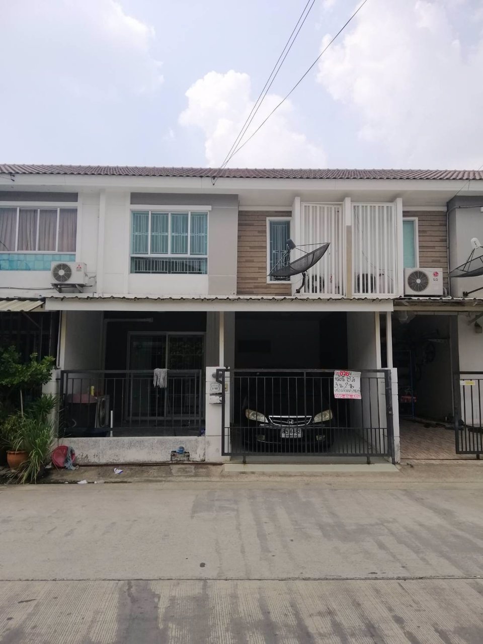 ขายด่วนทาวน์โฮม-2-ชั้น-หมู่บ้านพฤกษาวิลล์48-ซอยวัดเวฬุวนาราม32-ราคาเพียง-225-ล้านบาท