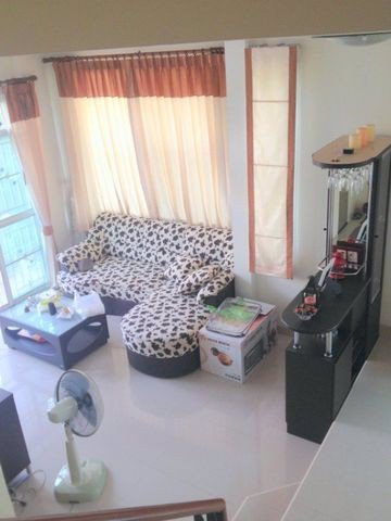 ขายด่วน-ทาวน์โฮม-2-ชั้น-หลังมุม-หมู่บ้านรื่นฤดี-5-ราคาเพียง-335-ล้านบาท