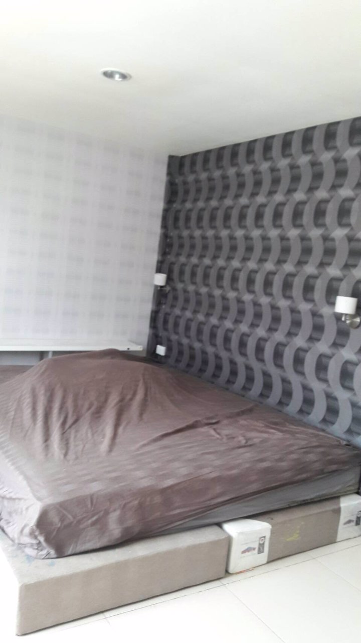 ขายด่วน-ทาวน์เฮาส์-2-ชั้น-หมู่บ้านฟ้าลากูน-คลอง2-เนื้อที่-18-ตารางวา-ราคาเพียง-195-ล้านบาท