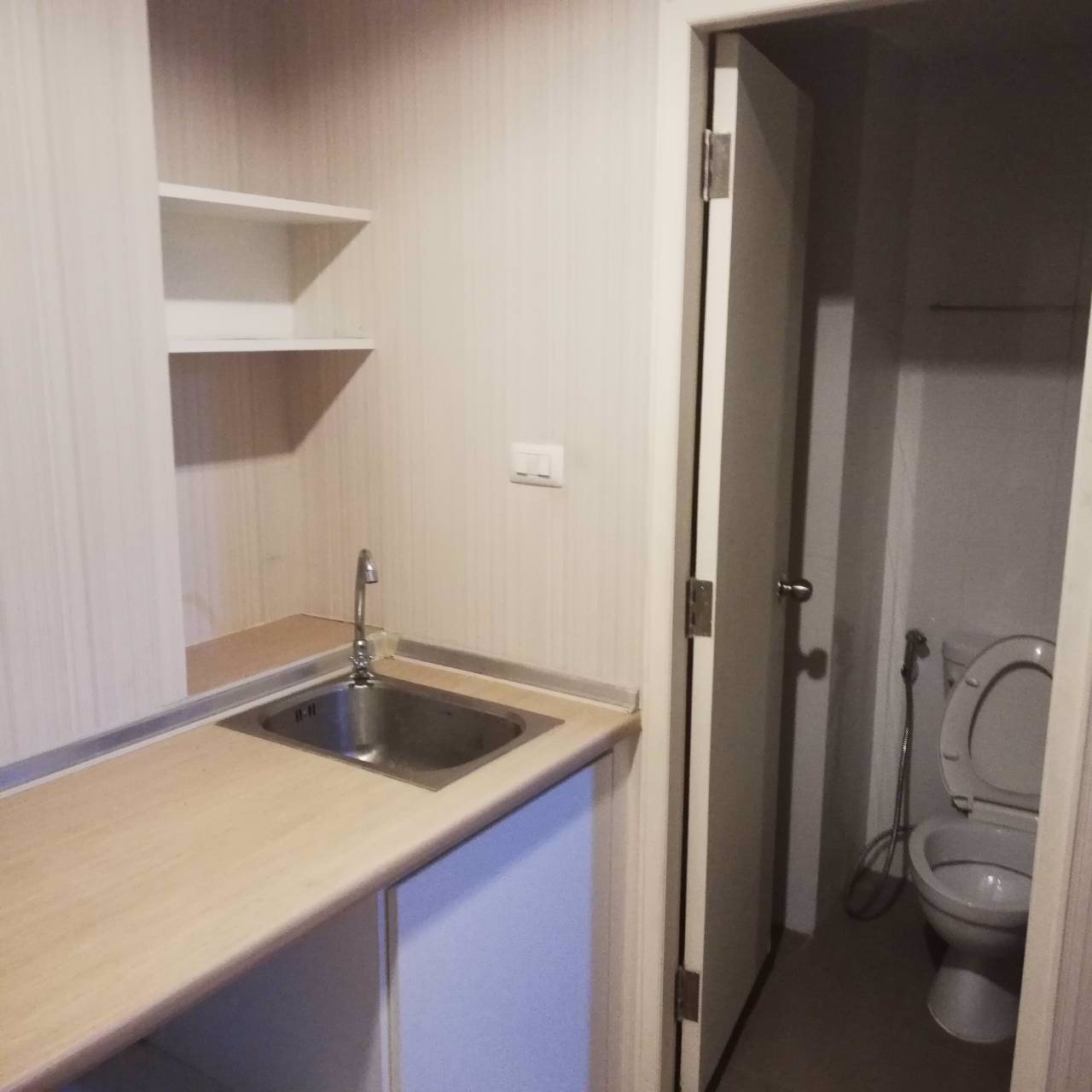 ขายด่วน-คอนโดลุมพินี-วิลล์-อ่อนนุช46-ตึก-b2-ชั้น-2-ขนาดห้อง-23-ตารางเมตร-ราคา-120-ล้านบาท