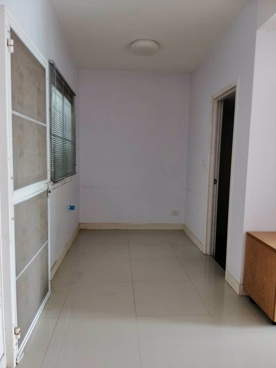 ขายด่วน-ทาวน์เฮ้าส์-2-ชั้น-หลังมุม-หมู่บ้านพฤกษาวิลล์-53-วงแหวน-พระราม-2 ราคาเพียง-275-ล้านบาท