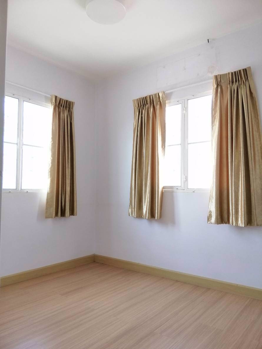 ขายด่วน-ทาวน์เฮ้าส์-2-ชั้น-หลังมุม-หมู่บ้านพฤกษาวิลล์-53-วงแหวน-พระราม-2 ราคาเพียง-275-ล้านบาท