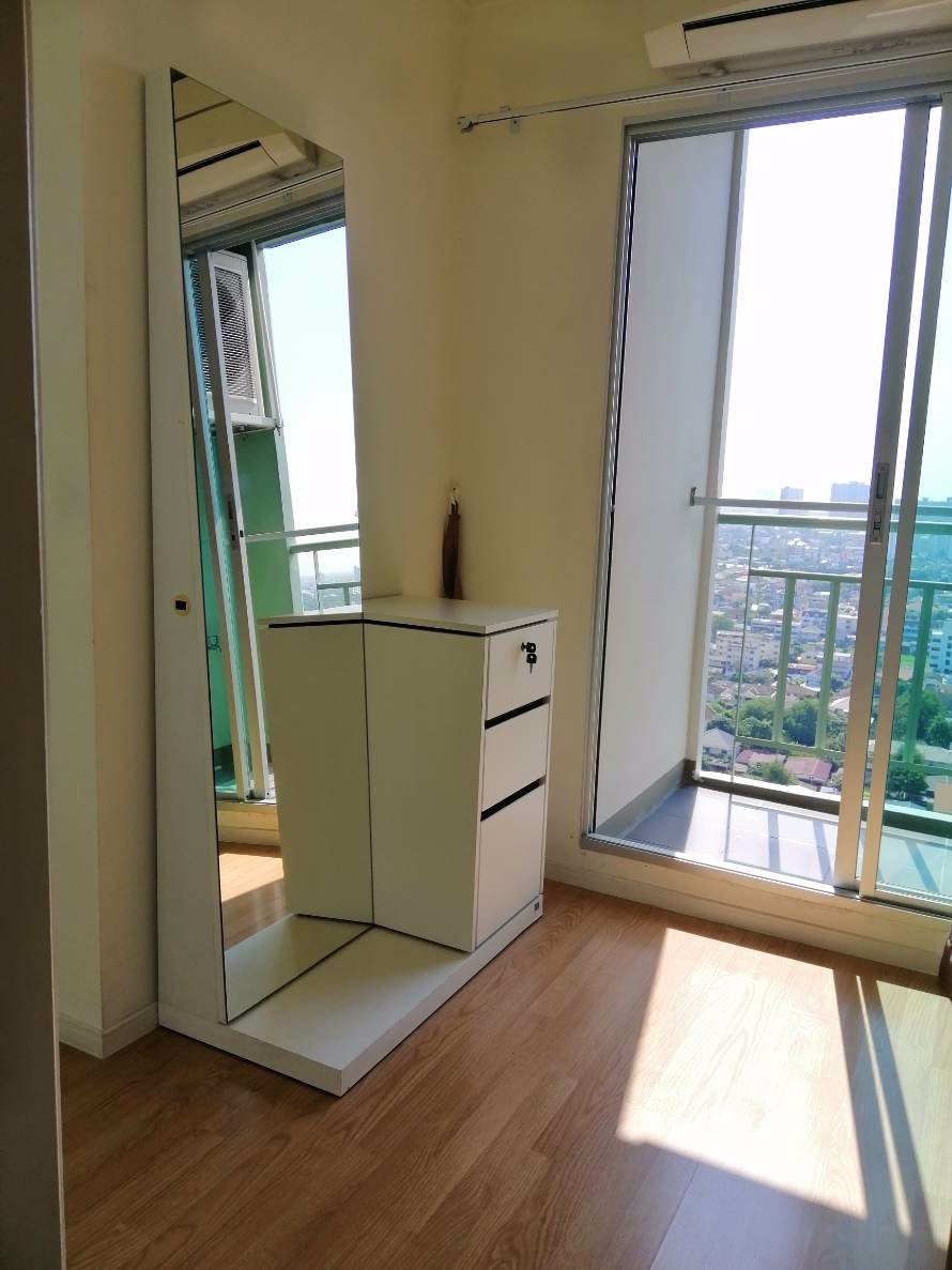 ขายด่วน-คอนโด-ลุมพินี-วิลล์-ประชาชื่น-พงษ์เพชร-2-ตึก-b-ชั้น-26-ขนาด-23-ตารางเมตร-ราคา-155-ล้านบาท