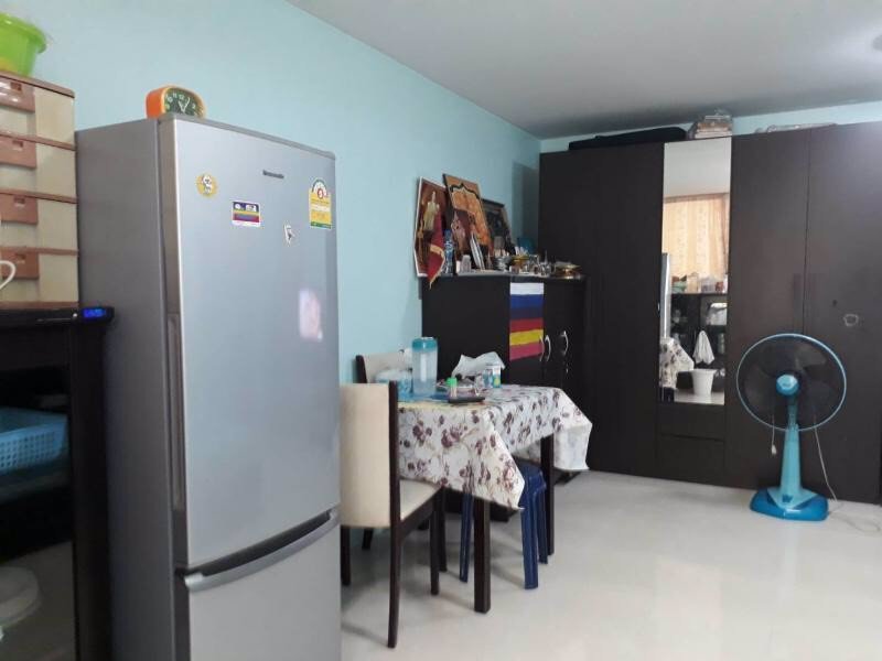 ขายด่วน-คอนโดรัชดาซิตี้-18-อาคารเพทาย-ขนาดห้อง-30-ตารางเมตร-ชั้น-4-ห้องมุม-ราคา-135-ล้านบาท