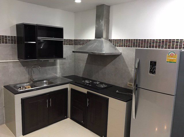 ด่วนให้เช่าทาวน์โฮม-3-ชั้น-หมู่บ้าน-areeya-mova-อารียาโมวา-เกษตร-นวมินทร์-ราคา-25000-บาท