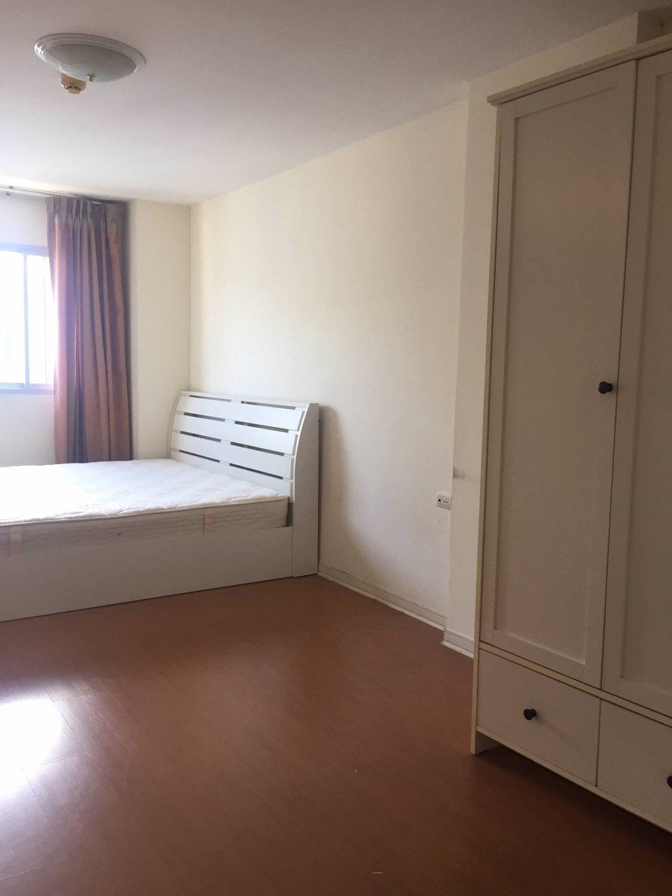 ขายพร้อมผู้เช่า-ลุมพินี-คอนโดทาวน์-รัตนาธิเบศร์-อาคาร-d2-ชั้น-8-ขนาด-25-ตารางเมตร-ราคา-089-ล้านบาท