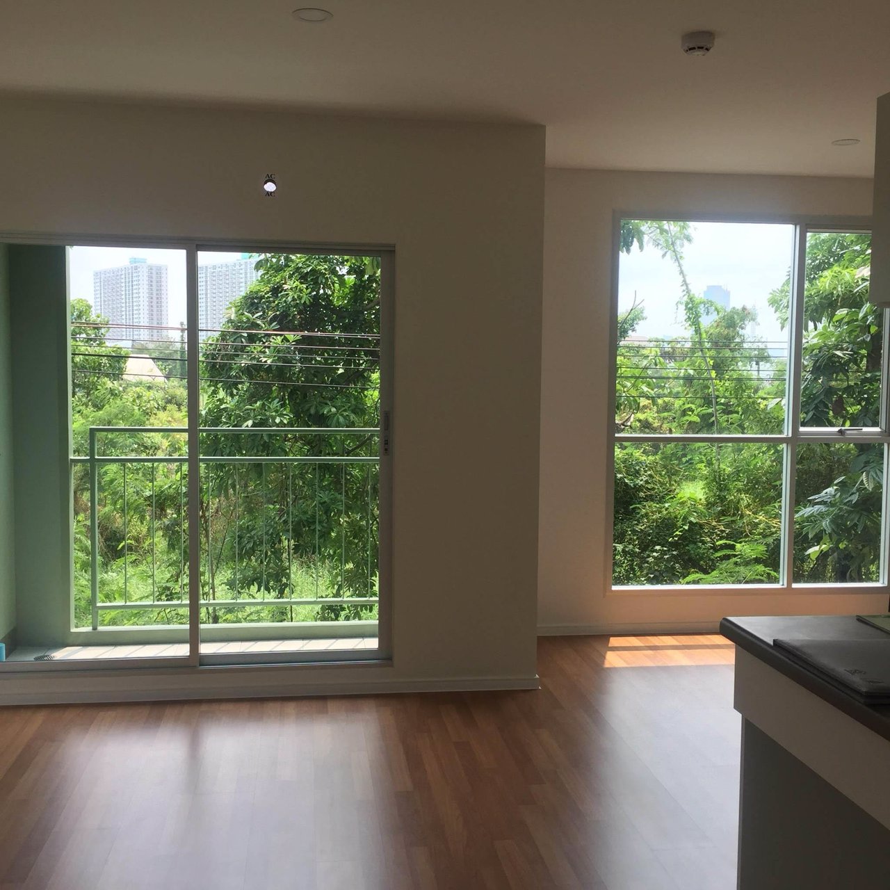 ขายด่วน-คอนโด-ลุมพินี-เพลส-บางนา-กม3-อาคาร-c-ชั้น-2-ห้องมุม-ขนาดห้อง-23-ตรม-ราคา-159-ล้านบาท