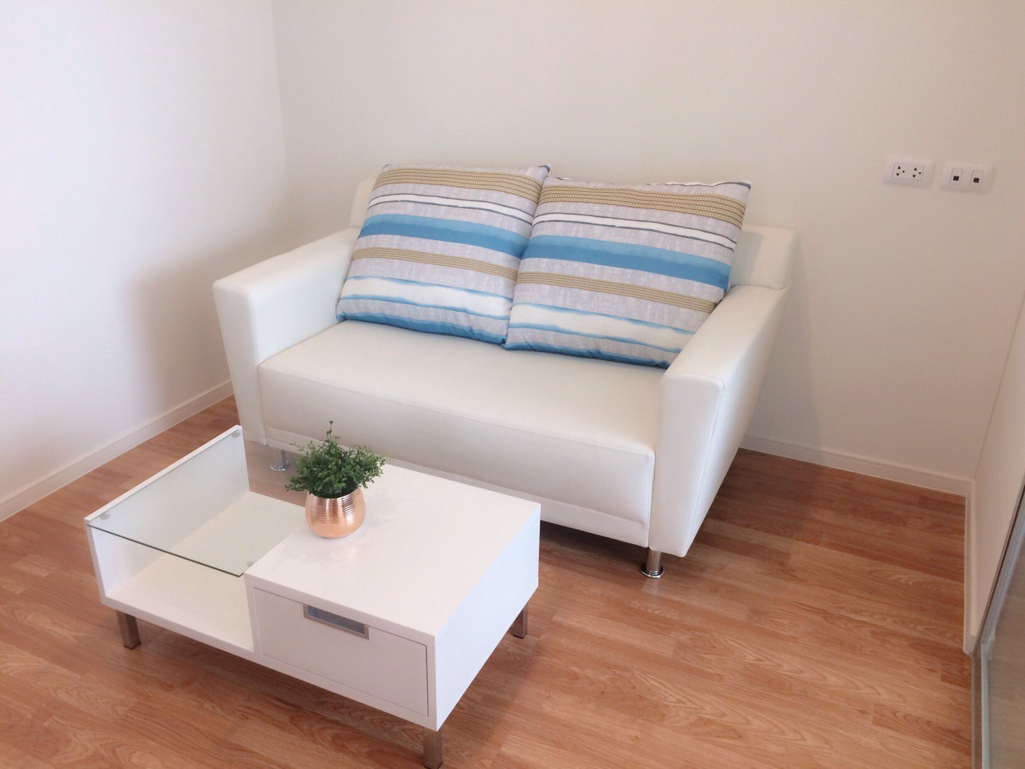 ขายด่วน-คอนโดลุมพินีพาร์ค-นวิมนทร์-ศรีบูรพา-ตึก-d-ชั้น-4-ขนาดห้อง-26-ตารางเมตร-ราคา-169-ล้านบาท