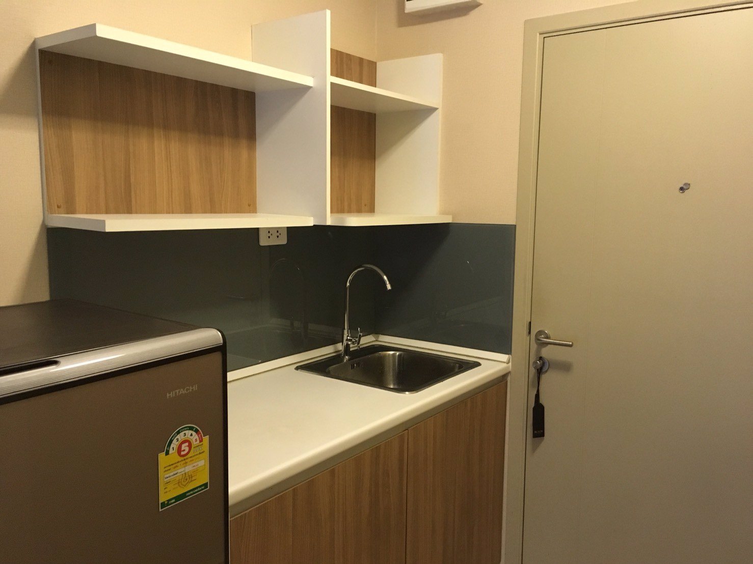 ขายด่วนคอนโด-เอลลิโอ-สุขุมวิท-64-อาคาร-b-ชั้น-4-ห้องสตูดิโอ-ขนาด-22-ตารางเมตร-ราคา-155-ล้านบาท