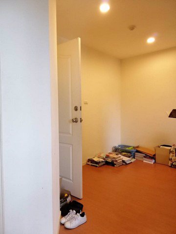 ขายด่วน-ราคาพิเศษ-ลุมพินีคอนโดทาวน์-นิด้า-เสรีไทย-ตึก-a-ชั้น-2-ขนาด-23-ตารางเมตร-ราคา-105-ล้านบาท