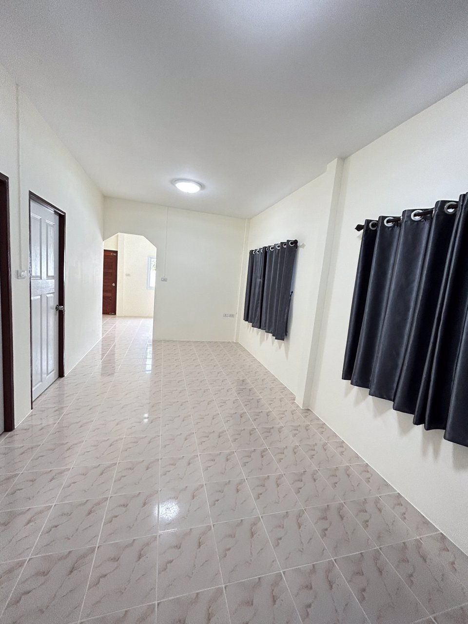 ขายด่วน-บ้านเดี่ยว-50-ตารางวา-2-ห้องนอน-1-ห้องน้ำ-โนเวทใหม่ทั้งหลัง