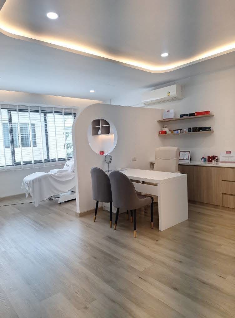 เซ้งด่วนคลินิก-ทำเลทอง-พร้อมเริ่มธุรกิจได้ทันที-โครงการ-the-pretium-bangna-บางนาตราด