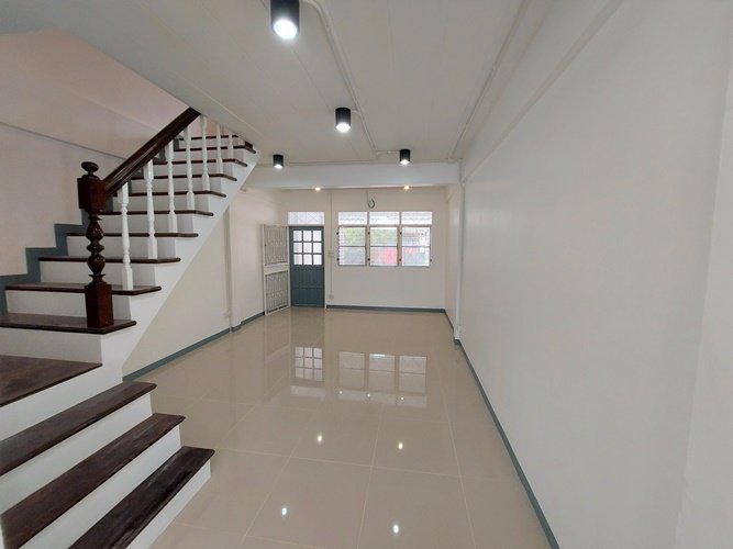 ให้เช่าทาวเฮ้าส์-2-ชั้น-หลังหัวมุม-ซอยเรวดี-57-ติวานนท์-นนทบุรี-ตกแต่งเพิ่งเสร็จ-ใหม่เอี่ยม-ราคาถูก