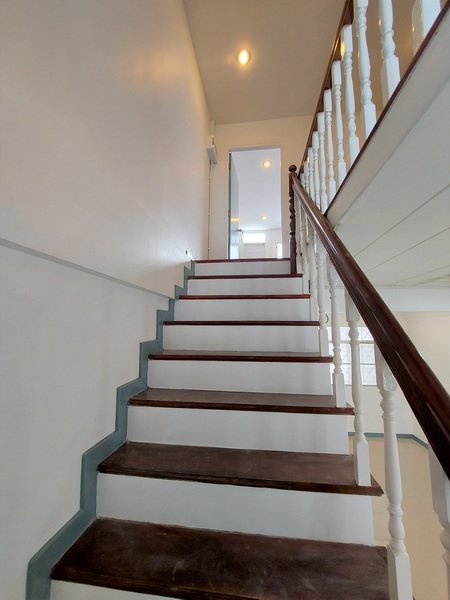 ให้เช่าทาวเฮ้าส์-2-ชั้น-หลังหัวมุม-ซอยเรวดี-57-ติวานนท์-นนทบุรี-ตกแต่งเพิ่งเสร็จ-ใหม่เอี่ยม-ราคาถูก