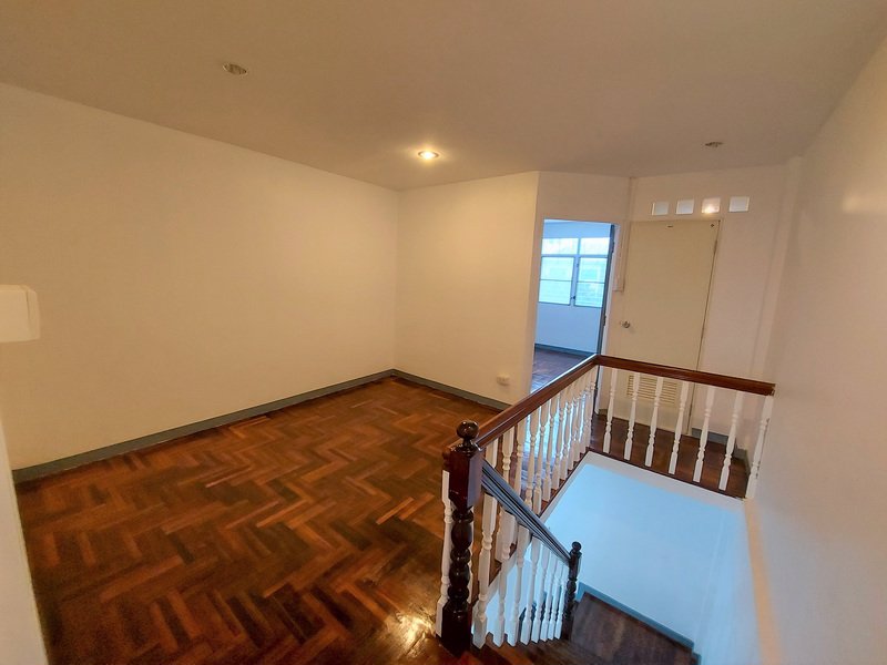 ให้เช่าทาวเฮ้าส์-2-ชั้น-หลังหัวมุม-ซอยเรวดี-57-ติวานนท์-นนทบุรี-ตกแต่งเพิ่งเสร็จ-ใหม่เอี่ยม-ราคาถูก