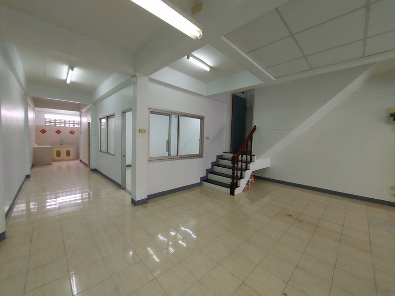 ขายทาวเฮ้าส์-3750-ตรว-หมู่บ้านชินเขต-1-ซอยงามวงศ์วาน-43-ชินเขต-1-33-หลังริม