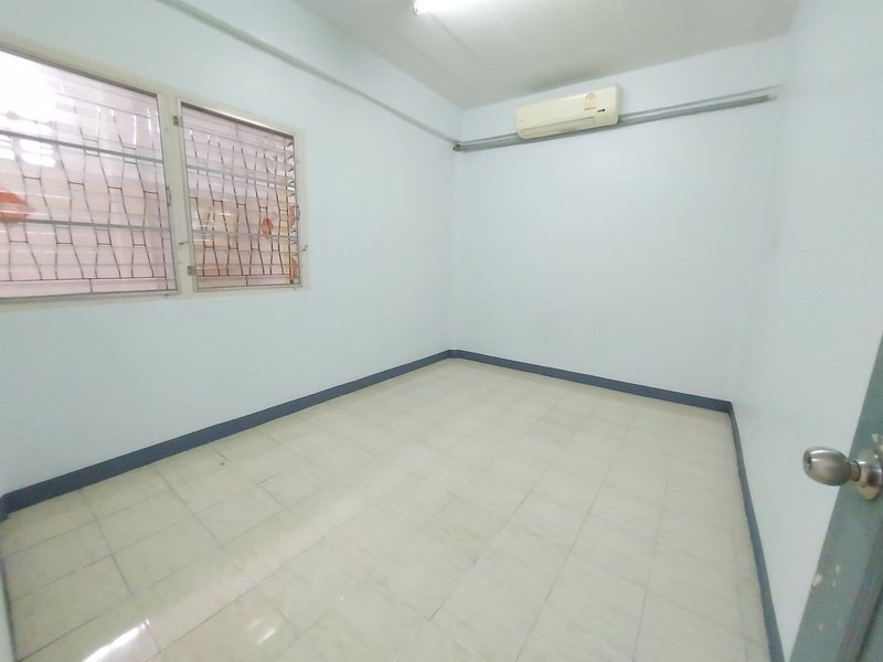 ขายทาวเฮ้าส์-3750-ตรว-หมู่บ้านชินเขต-1-ซอยงามวงศ์วาน-43-ชินเขต-1-33-หลังริม