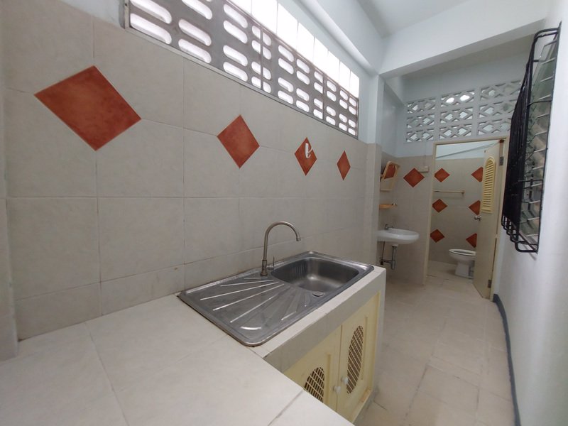 ขายทาวเฮ้าส์-3750-ตรว-หมู่บ้านชินเขต-1-ซอยงามวงศ์วาน-43-ชินเขต-1-33-หลังริม