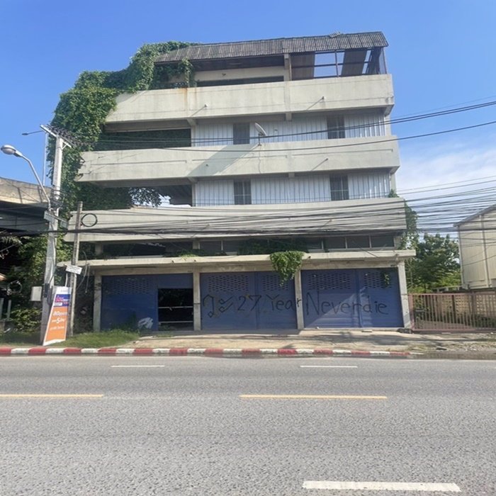 ขายที่ดินพร้อมตึก-124-ตารางวา-3-ชั้นครึ่ง-สุขาภิบาล-5