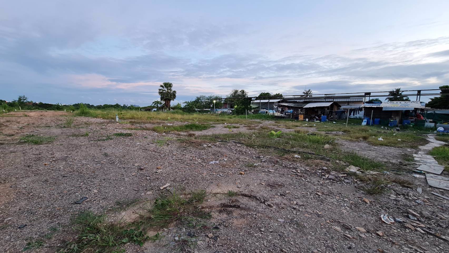 ให้เช่าที่ดินเปล่าถมแล้ว-เนื้อที่-150-ตรว-4ไร่