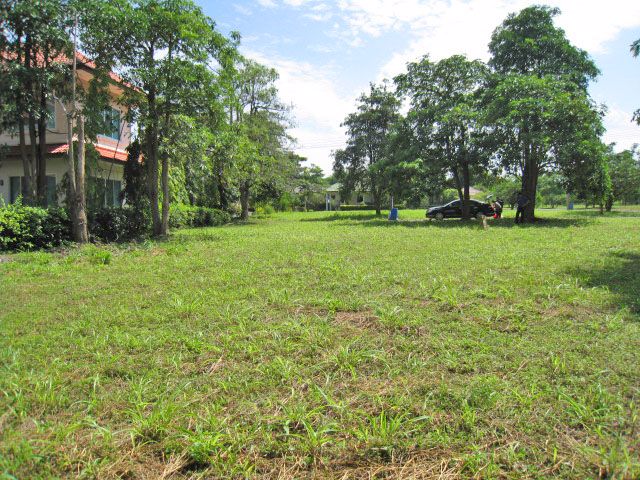 ขายที่ดินบรรยากาศรีสอร์ท-ติดอ่างเก็บน้ำห้วยขุนจิต-อบางละมุง-จชลบุรี