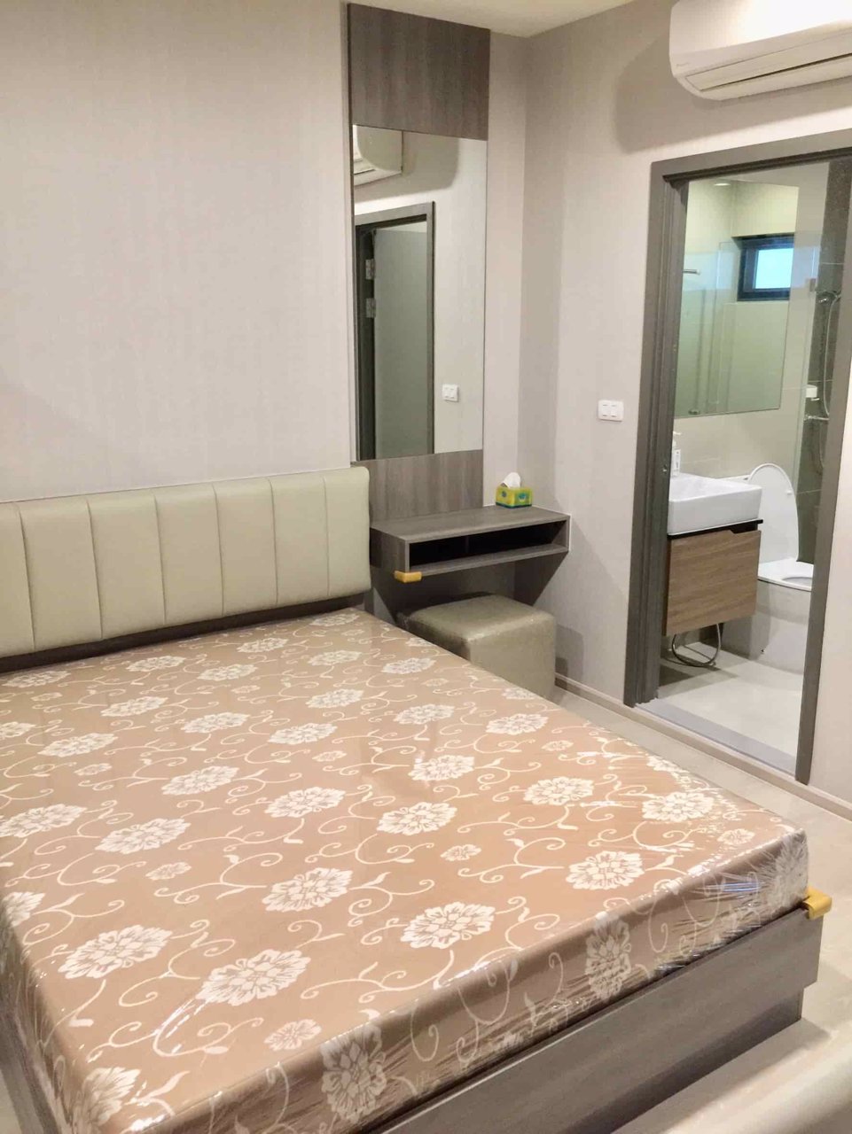 for-rent-sell-ideo-thaphra-interchange-ห้องสตู-10000-thb-m