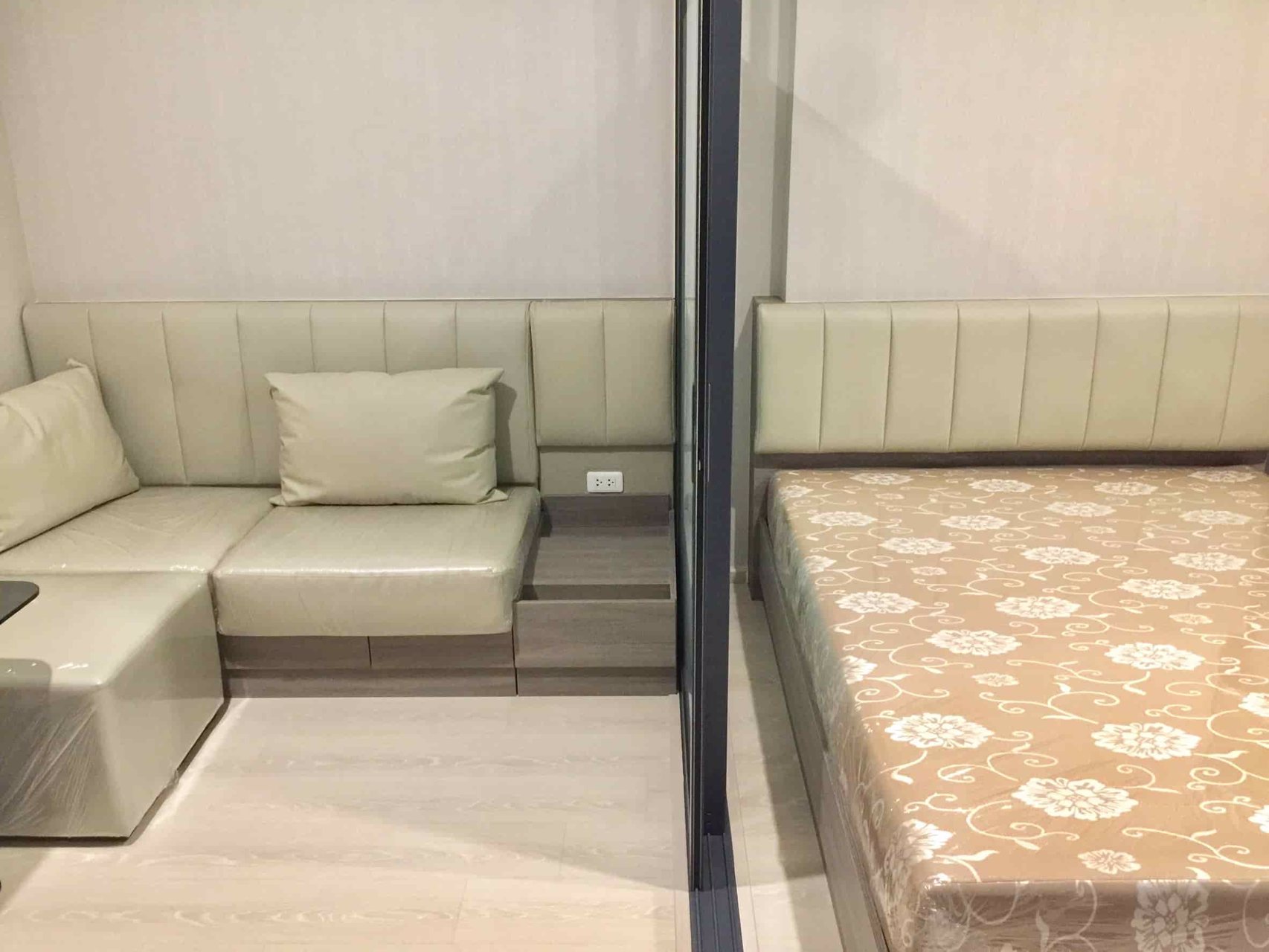 for-rent-sell-ideo-thaphra-interchange-ห้องสตู-10000-thb-m