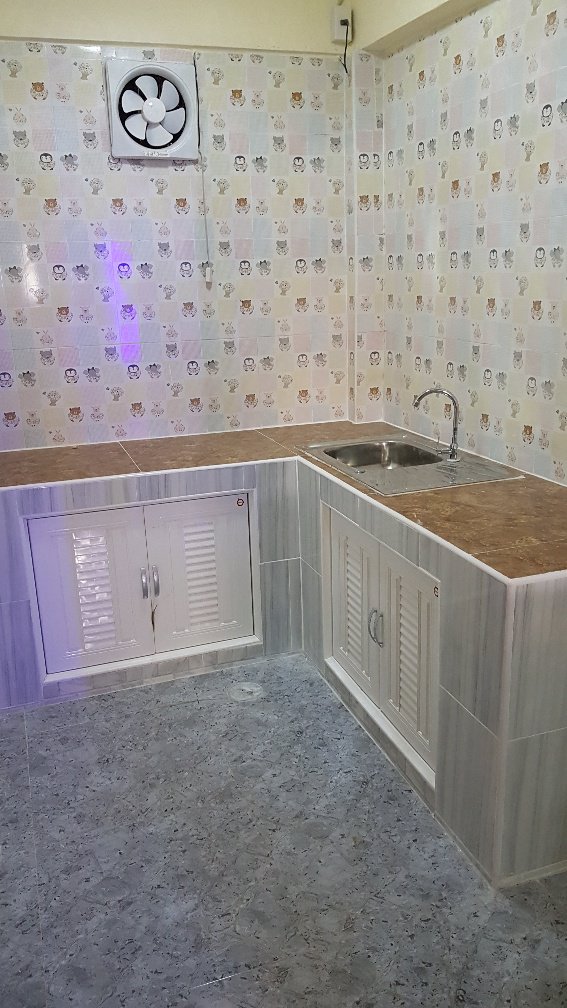 ขายหมู่บ้านปอผาสุขติดถนนกาญจนาภิเษกใกล้ตลาดสมบัตบุรีตกแต่งใหม่-ทั้งหลัง-เดินทางสะดวกใกล้รถไฟฟ้า-ใกล้