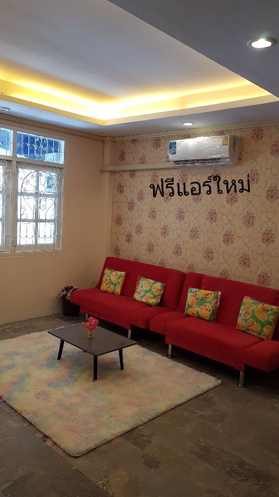 ขายทาวเฮาส์ถนนรัตนาธิเบศใกล้ท่าอิฐนั่งเก้าเดินมาbtsได้สถานีบางรักใหญ่-2ห้องนอน-2น้ำ-1ห้องครัว-18-วา