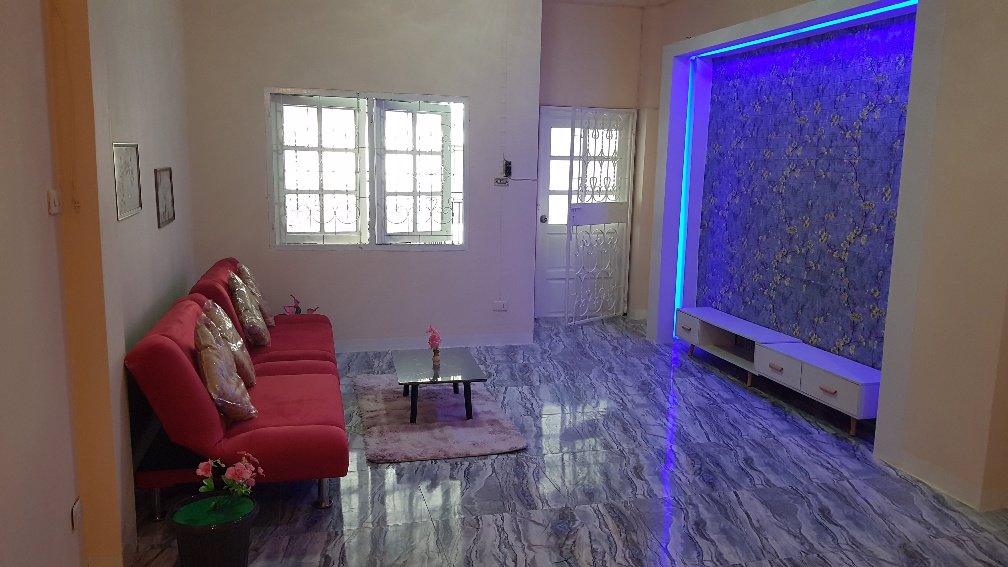 ขายหมู่บ้านหงส์ประยูรใกล้ถนนรัตนาธิเบศสถานีรถไฟฟ้าแยกบางพลูเลี้ยวมาทางตลาดบางบัวทอง-5-ห้องนอน-3ชั้น