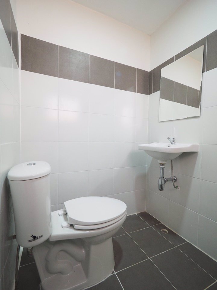 ขายราคาพิเศษ-ทาวน์เฮ้าส์-2-ชั้น-หมู่บ้านทิพย์สุวรรณ-ขนาด16-ตรว-2นอน-2น้ำ-บางบัวทอง-