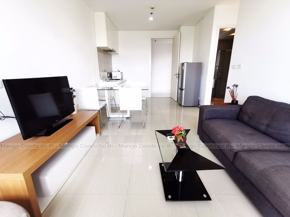 tc-green-rama9-for-rent-26000-baht-2bed-2bath-size-70sqm-on-29th-floor-ready-to-move-in