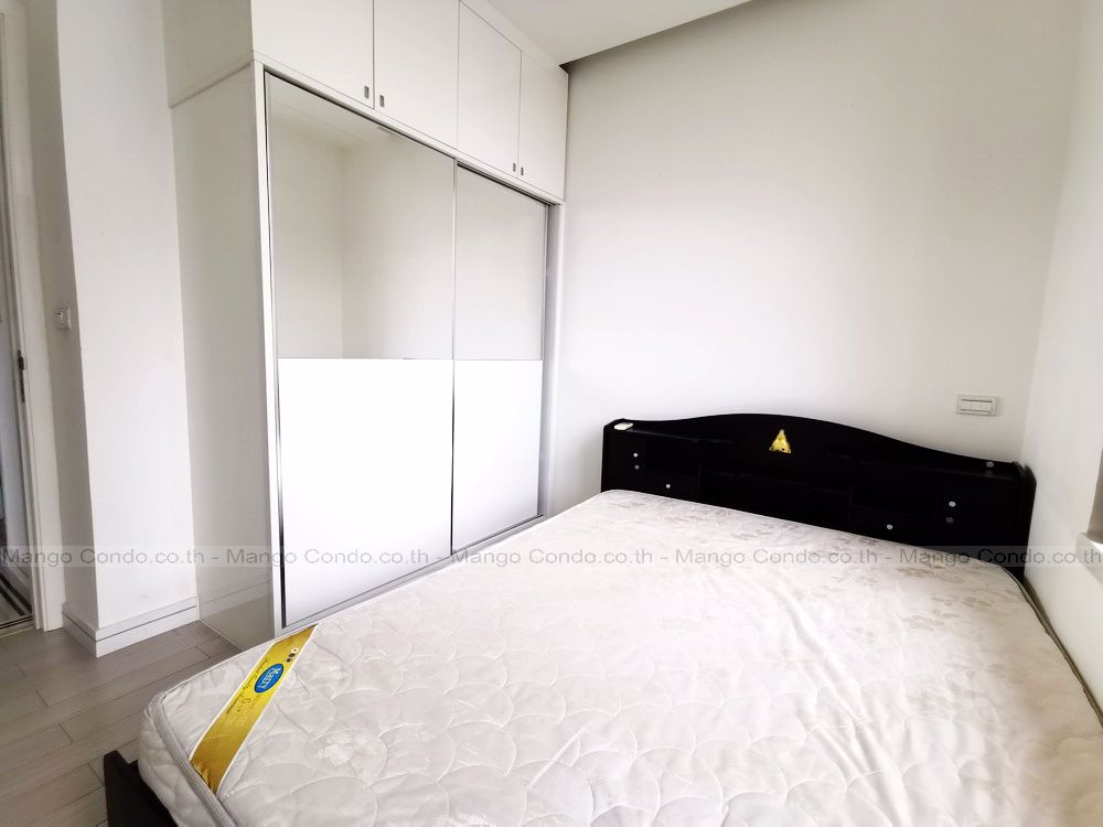 tc-green-rama9-for-rent-26000-baht-2bed-2bath-size-70sqm-on-29th-floor-ready-to-move-in
