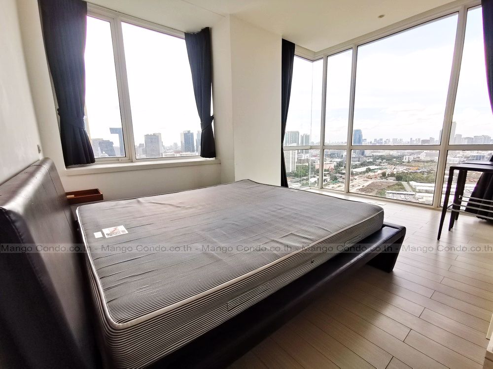 tc-green-rama9-for-rent-26000-baht-2bed-2bath-size-70sqm-on-29th-floor-ready-to-move-in