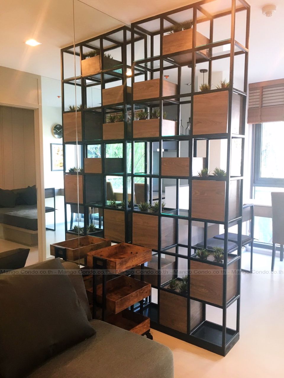 for-rent-rhythm-sukhumvit-36-38-close-to-bts-thonglor-on-6th-floor-size-33sqm-pool-view