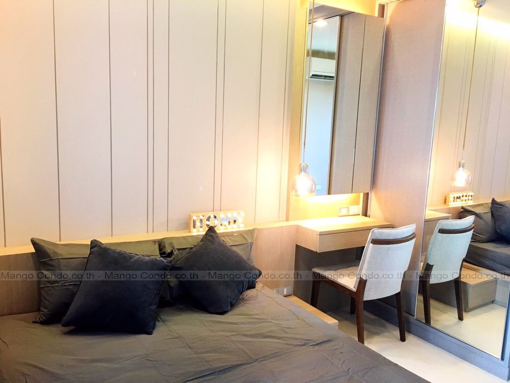 for-rent-rhythm-sukhumvit-36-38-close-to-bts-thonglor-on-6th-floor-size-33sqm-pool-view