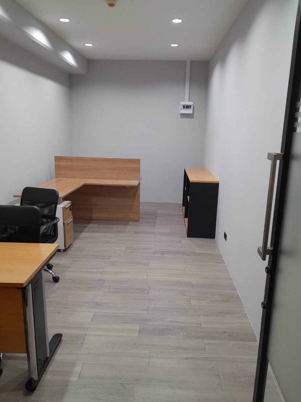 สำนักงานให้เช่าราคาถูกขนาด-115-18-ตรม-เมืองทองธานี