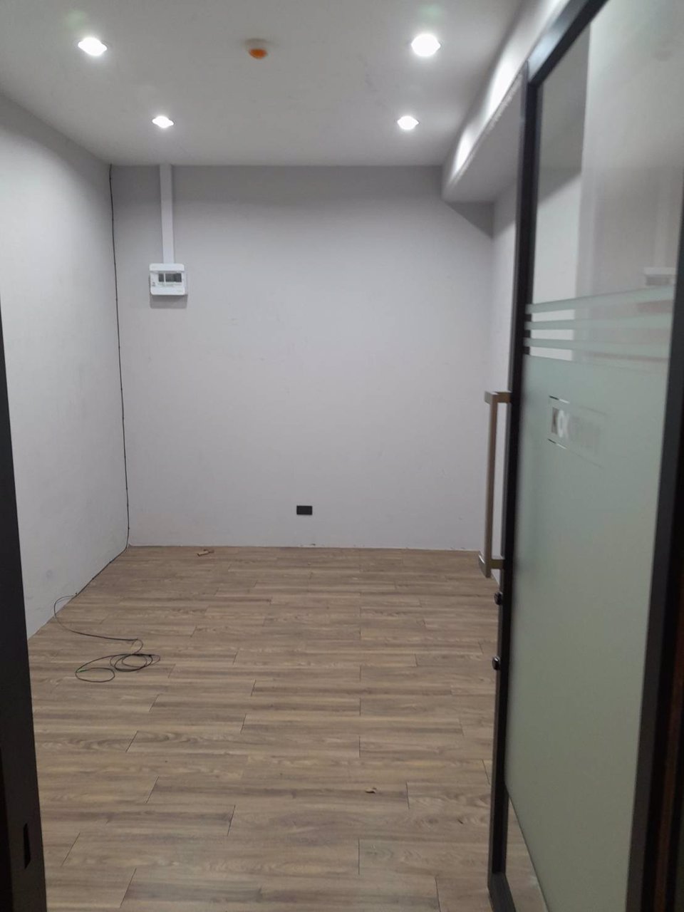 สำนักงานให้เช่าราคาถูกขนาด-115-18-ตรม-เมืองทองธานี