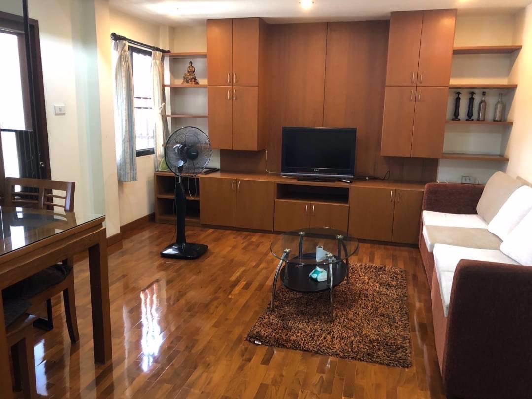 ขายอพาร์ทเม้นท์เซอร์วิส-3-ชั้น-เจ้าของขายเอง-ใจกลางเมืองเชียงใหม่