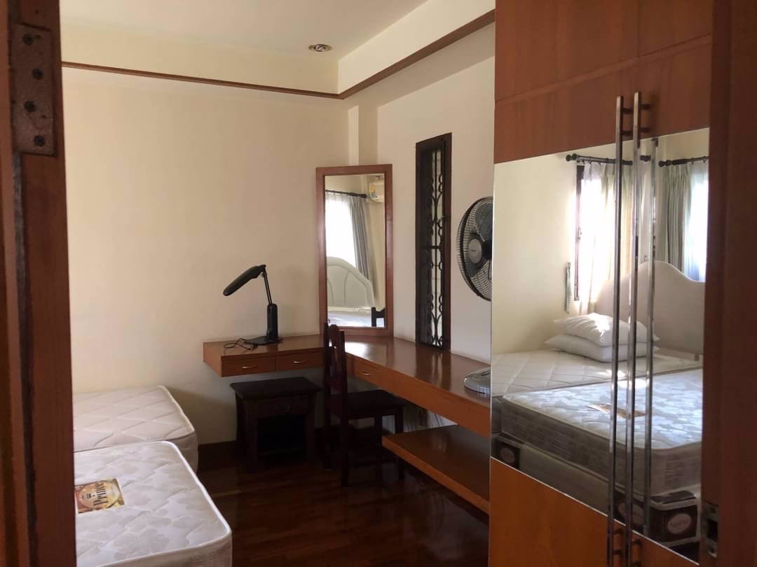 ขายอพาร์ทเม้นท์เซอร์วิส-3-ชั้น-เจ้าของขายเอง-ใจกลางเมืองเชียงใหม่