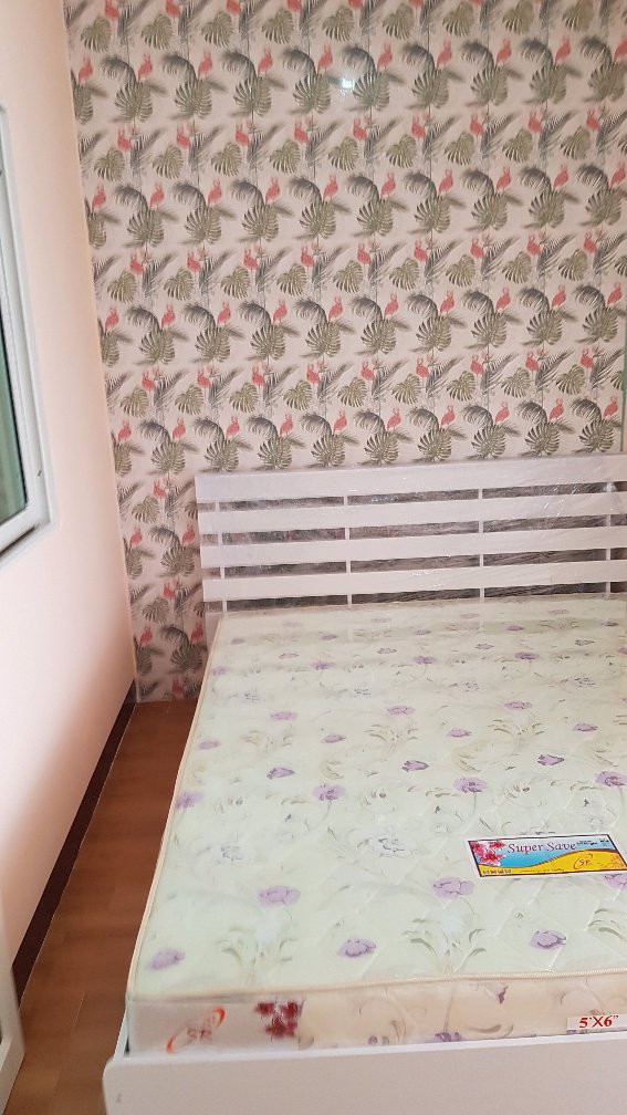 ขายคอนโดรัตนาธิเบศซอย3สะดวกการเดินทาง-ใหญ่-1ห้องนอน-1ห้องโถง-1ครัว-ตกแต่งใหม่ทั้งห้อง-พื้นห้องปูแกนิ