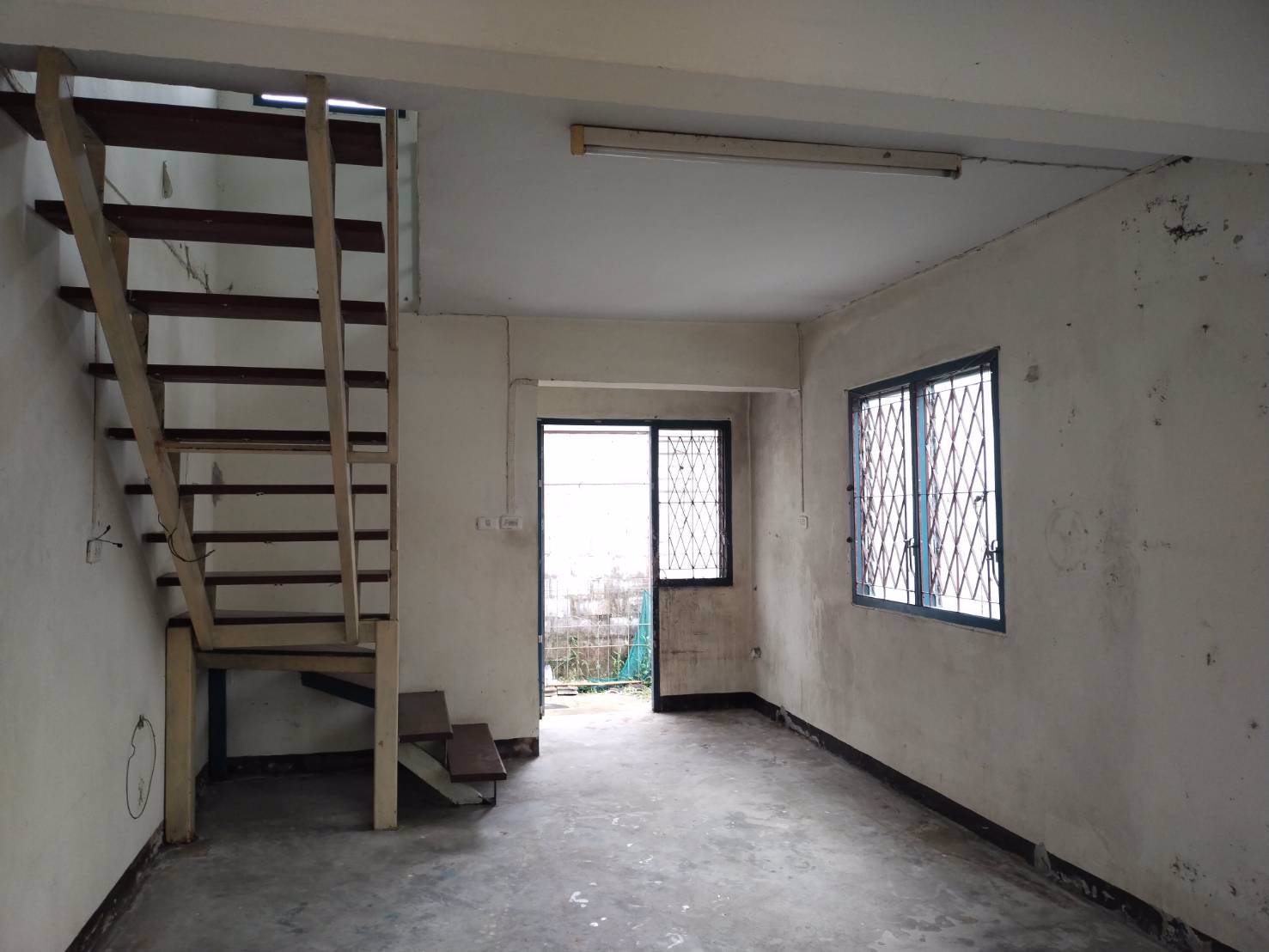 ขาย-บ้าน-ในโครงการ-การเคหะแห่งชาติบ้านเอื้ออาทรระยอง-ทุ่งควายกิน-2-