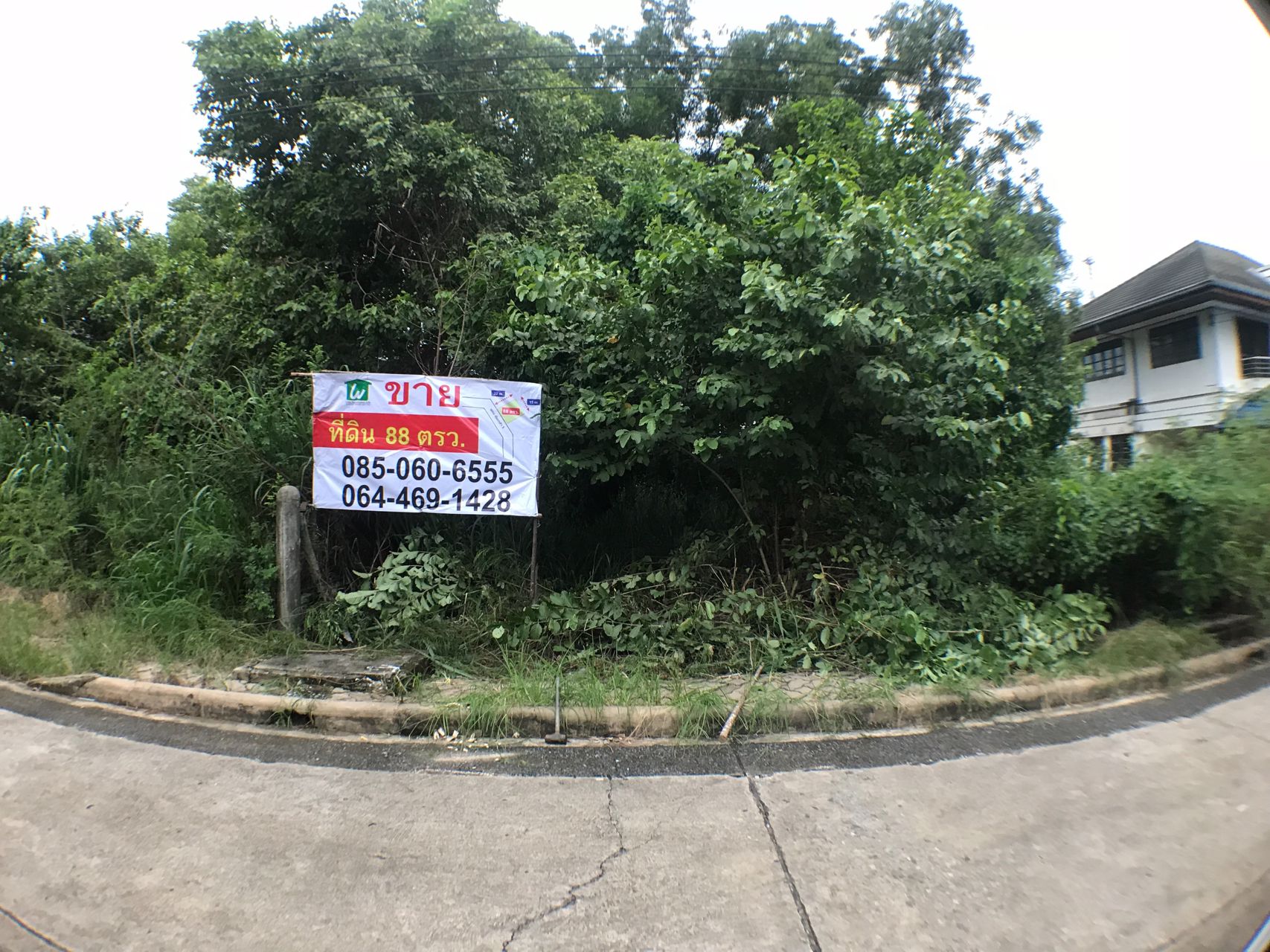 ขายถูกที่ดินเปล่า-88-ตารางวา-ถนนคุ้มเกล้า-ถนนสุวินทวงศ์