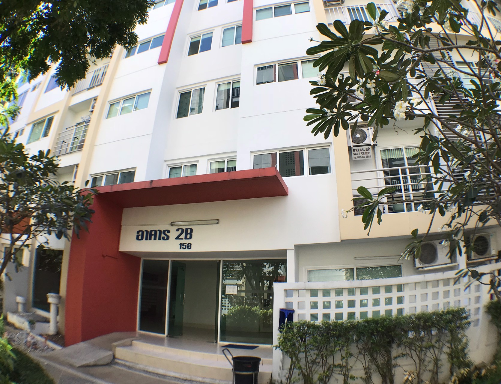 ขายต่ำกว่าประเมิน-คอนโด-เมโทร-พาร์ค-สาธร-5698-ตรม-ห้องมุม-ชั้น-4-วิวสระว่ายน้ำ