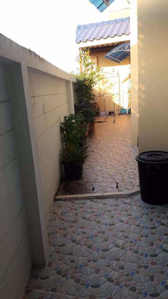 ขายบ้านแฝด-2-ชั้น-หลังริม-ใกล้สถานีขนส่ง-ชลบุรี