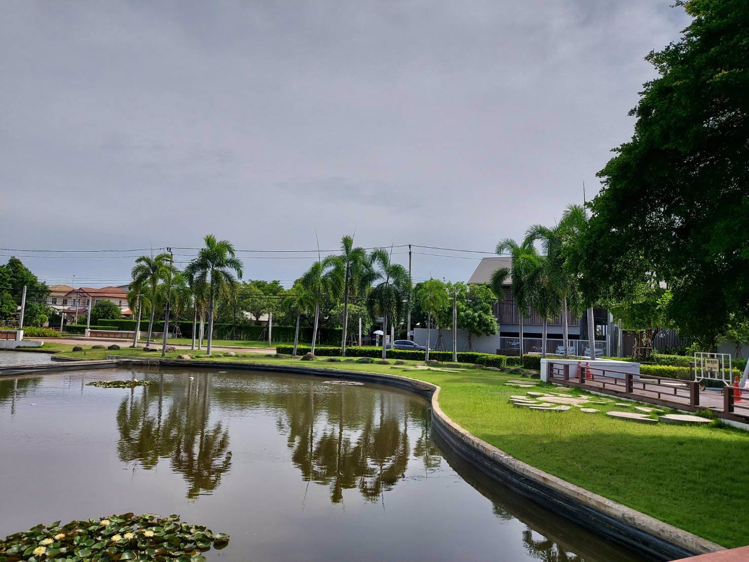 ขายด่วน-บ้านเดี่ยว-มัณฑนา-ปิ่นเกล้า-พระราม-5-โครงการติดถนนใหญ่-ตรงข้ามโรงเรียนเด่นหล้าพระราม5